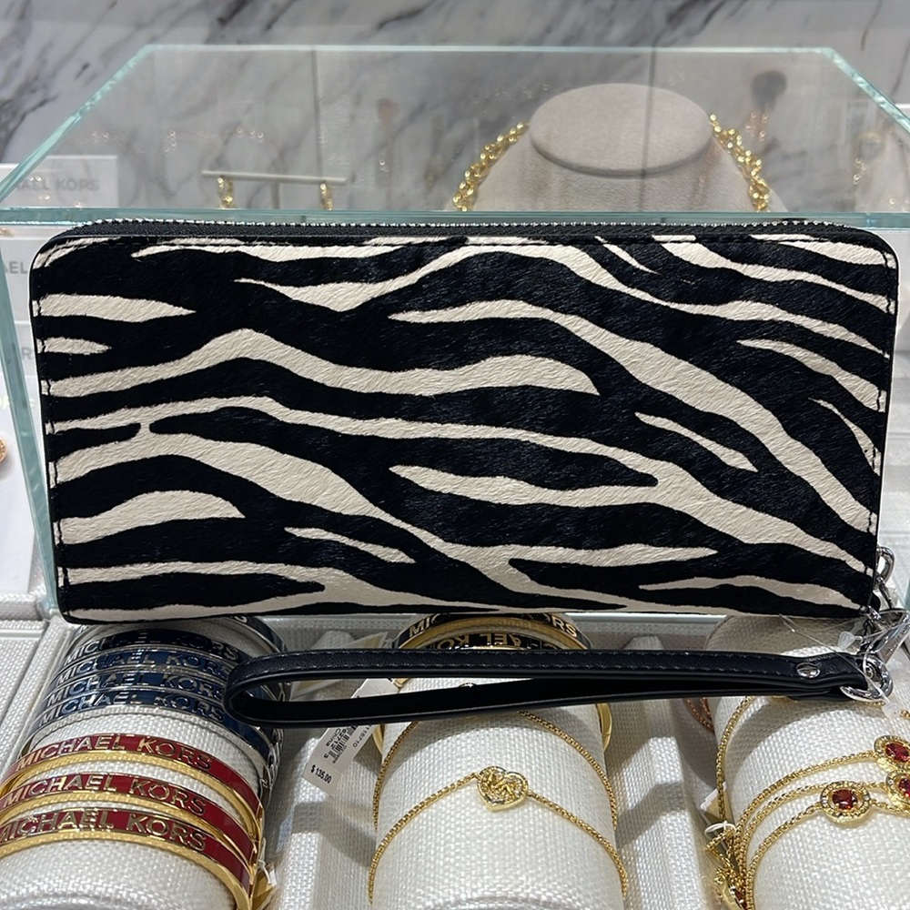 MICHAEL KORS Large Continental Wristlet Phone Case Wallet Exotic Print Hair Calf - Picture 6 of 16